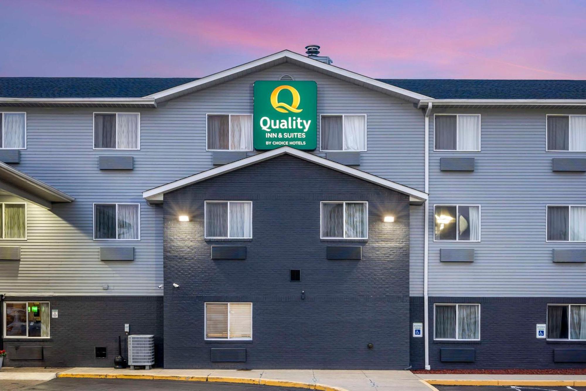 Quality Inn & Suites Delaware Exterior photo